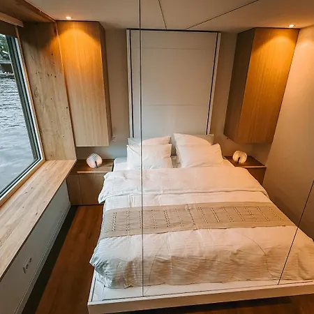 Tekne The Houseboat Family - De Jordaan Brand New Houseboat! Amsterdam