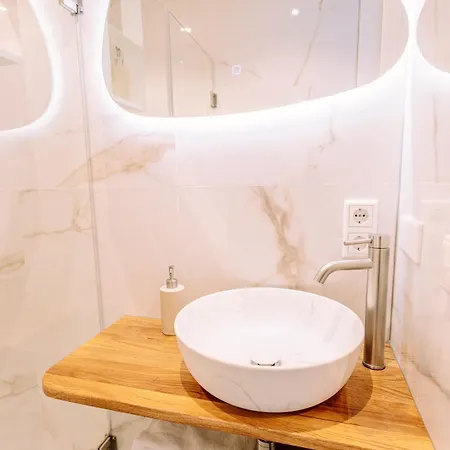 بوتيل The Houseboat Family - De Jordaan Brand New Houseboat! *