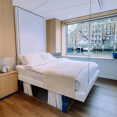 The Houseboat Family - De Jordaan Brand New Houseboat! بوتيل *