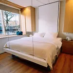 Botel The Houseboat Family - De Jordaan Brand New Houseboat! *