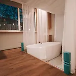 船上ホテル The Houseboat Family - De Jordaan Brand New Houseboat!