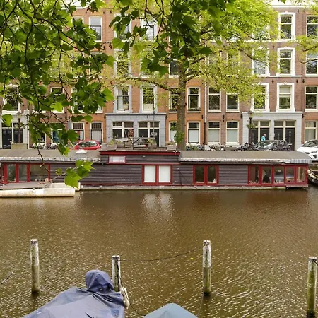 The Houseboat Family - De Jordaan