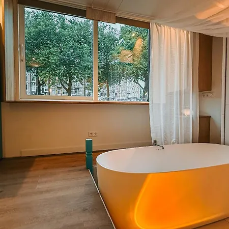 Botel The Houseboat Family - De Jordaan Brand New Houseboat! *