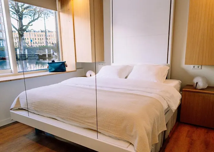 Hotel en barco The Houseboat Family - De Jordaan Brand New Houseboat! *