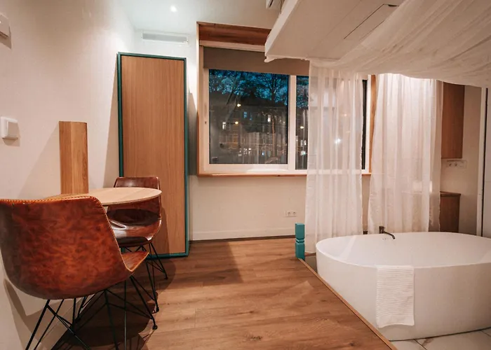 The Houseboat Family - De Jordaan Brand New Houseboat! Hotel en barco *